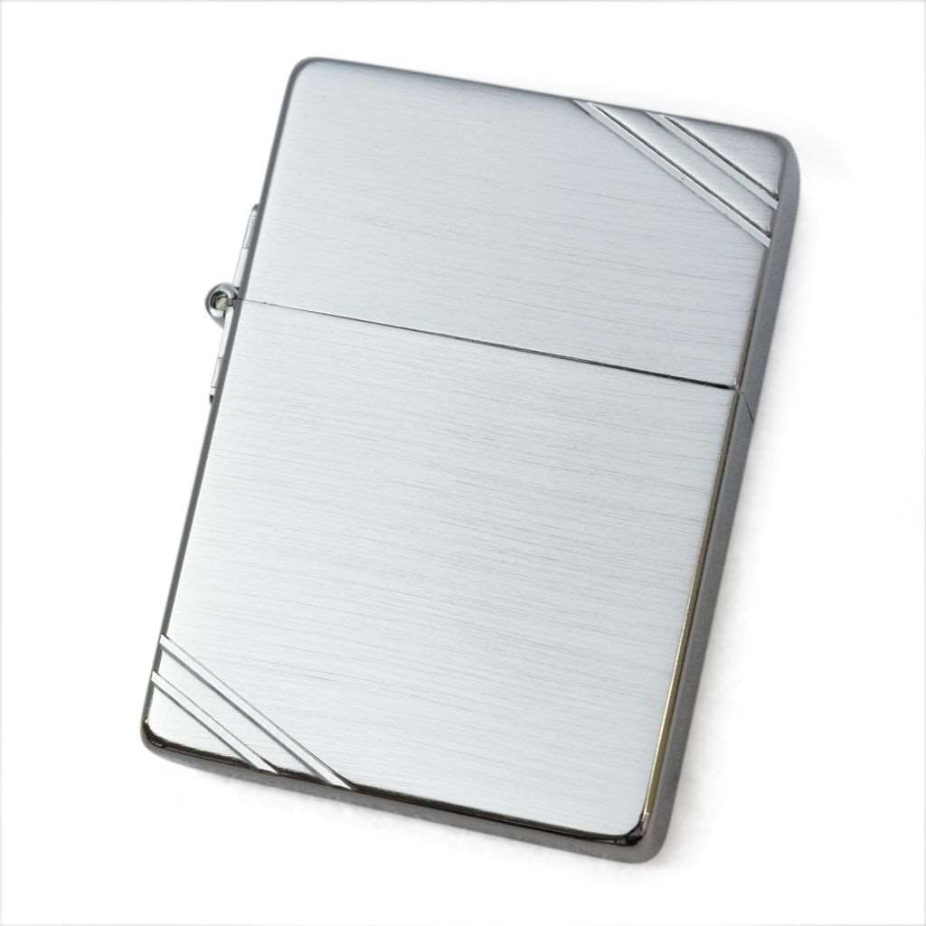 ZIPPO #1935 1935年レプリカ ダイアゴナルカット 無地 クロームメッキ サテーナ仕上げ【お取り寄せ】